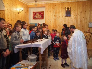НРЦ Мрія, Центр Опіки Сиріт, капелани, Літургія
