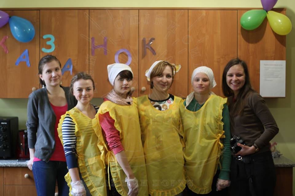 НРЦ Мрія, кулінарний гурток, Казанок, Центр Опіки Сиріт, волонтери